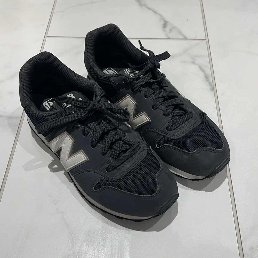 New Balance 500 Sneakers size 9.5